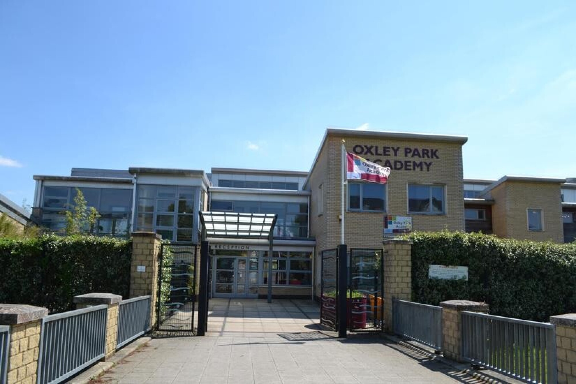 3a146540 81e3 47a4 9a33 690eacab4bba 1x1