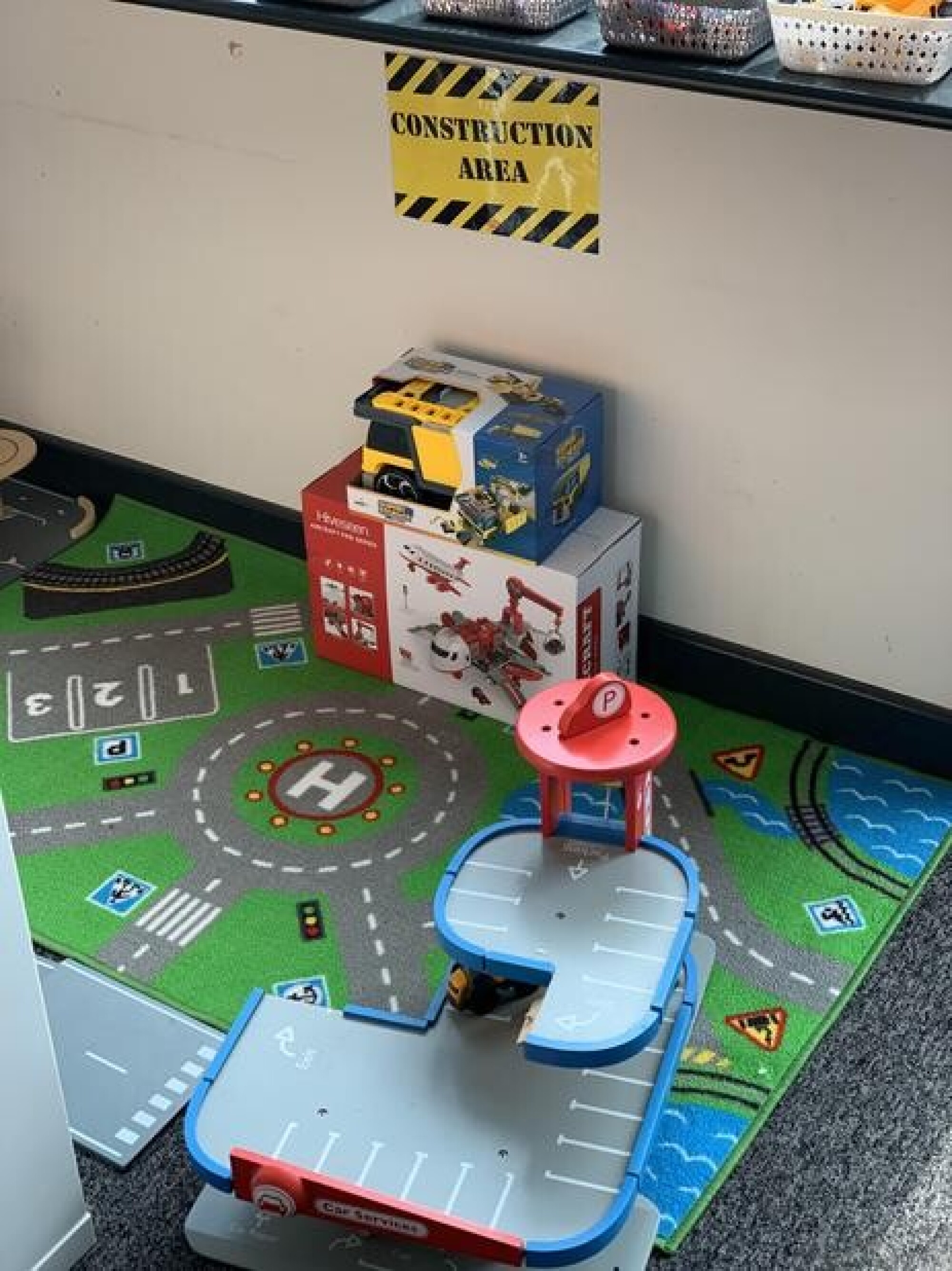 b5acab8bc2814a8e8eea4679f6c4353c 1x1